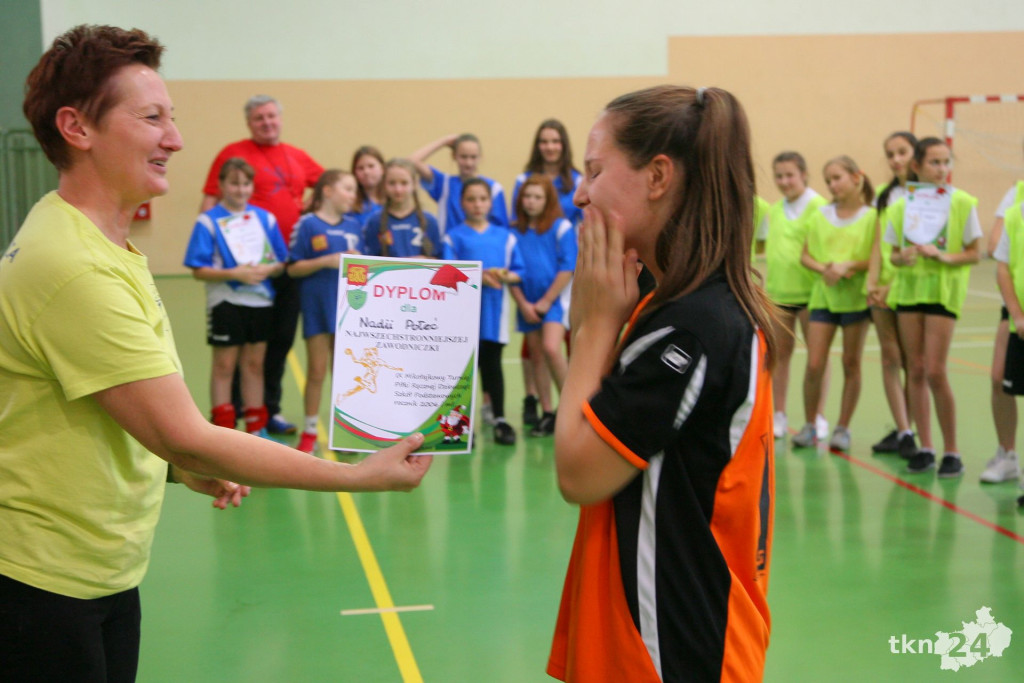 Olimpia zorganizowała już IX Mikołajkowy Turniej [wideo, zdjęcia]