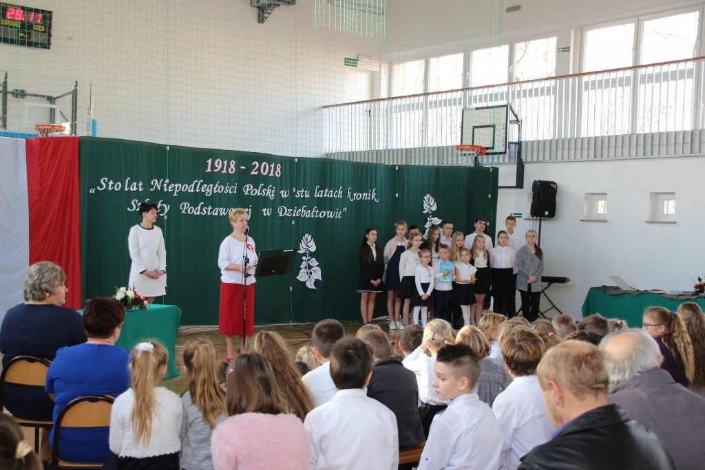 Sto lat niepodległości na kartach szkolnej kroniki [zdjęcia]