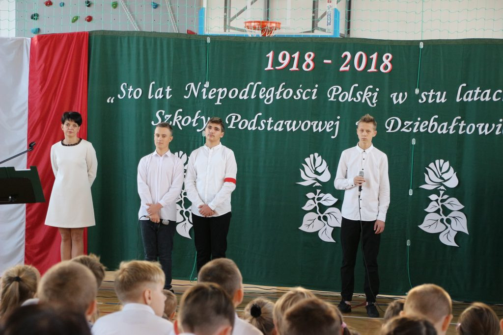 Sto lat niepodległości na kartach szkolnej kroniki [zdjęcia]