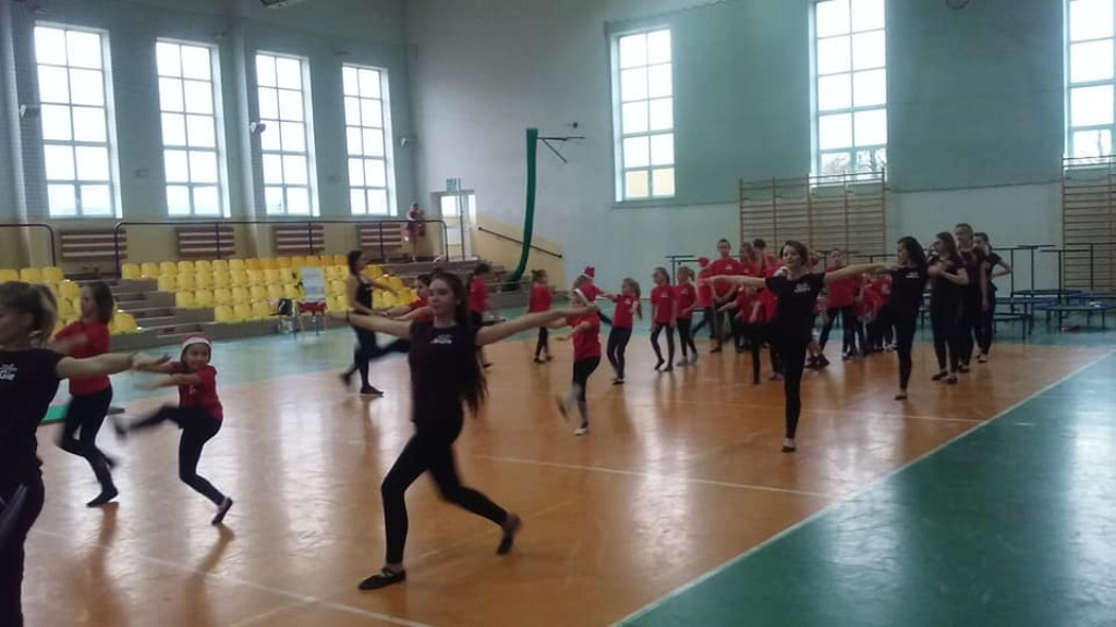 Charytatywna sobota w Stąporkowie [wideo, zdjęcia]