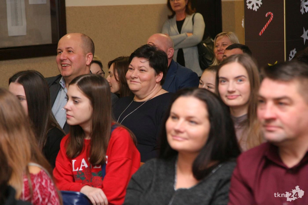 Relacja wideo: koncert charytatywny Mikołaj dla każdego