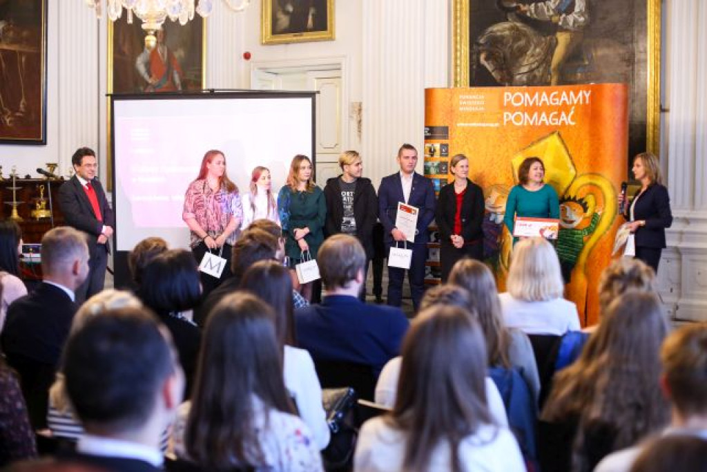 Dwie koneckie szkoły wyróżnione na gali Solidarna Szkoła 2018 [zdjęcia]