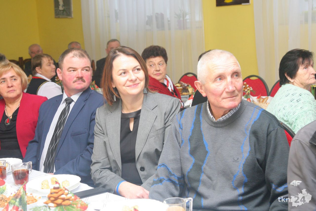 W Słupi Koneckiej na wspólnej wigilii spotkali się samotni i seniorzy [wideo, zdjęcia]