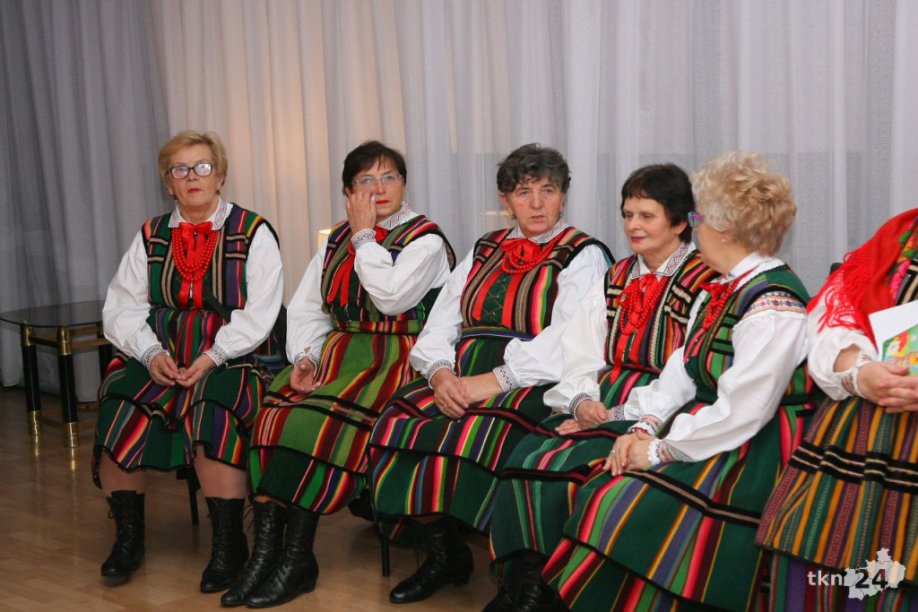 Uczta z folklorem na ponad 500 pierogów! [wideo, zdjęcia]