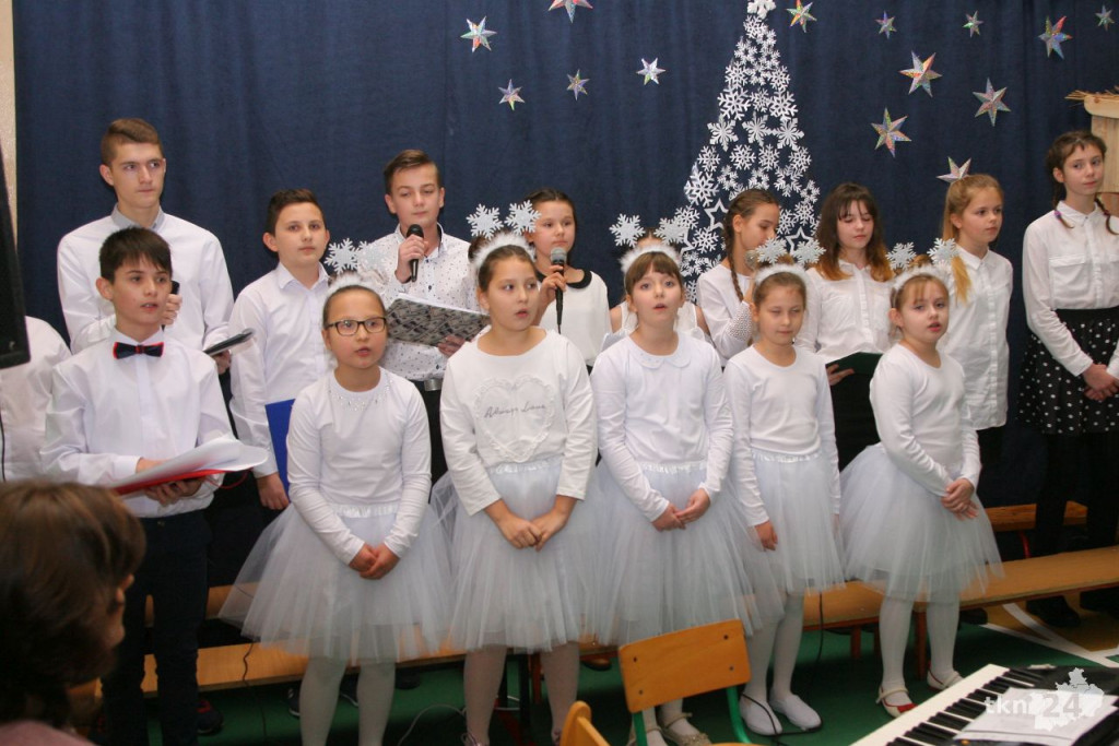 Niech Ziemię Rozśpiewa Kolęda. Zobaczcie koncert z Nieświnia [wideo, zdjęcia]