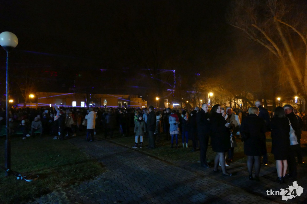 Sylwester w Końskich z laserami! [wideo, zdjęcia]
