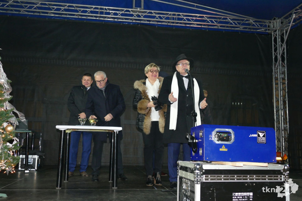 Sylwester w Końskich z laserami! [wideo, zdjęcia]