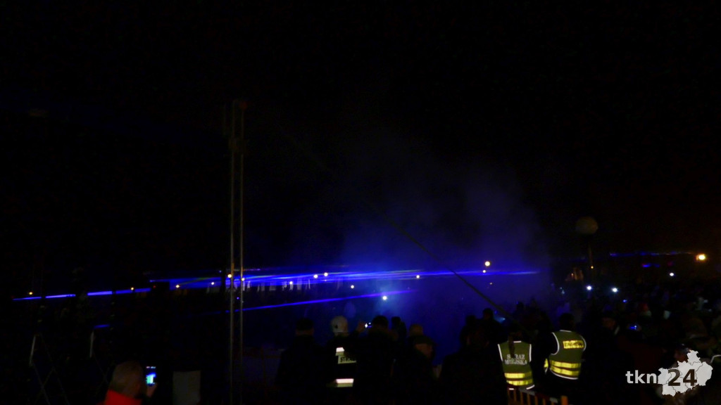 Sylwester w Końskich z laserami! [wideo, zdjęcia]