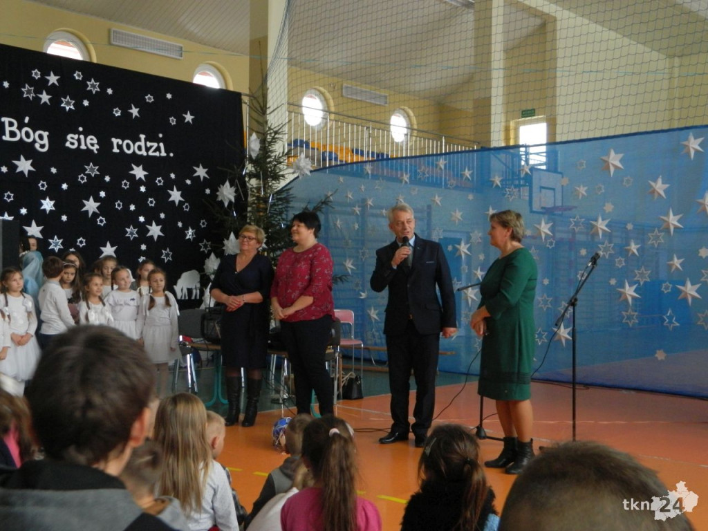 Muzyczne jasełka w Królewcu dla szkoły, osób samotnych i starszych [zdjęcia]