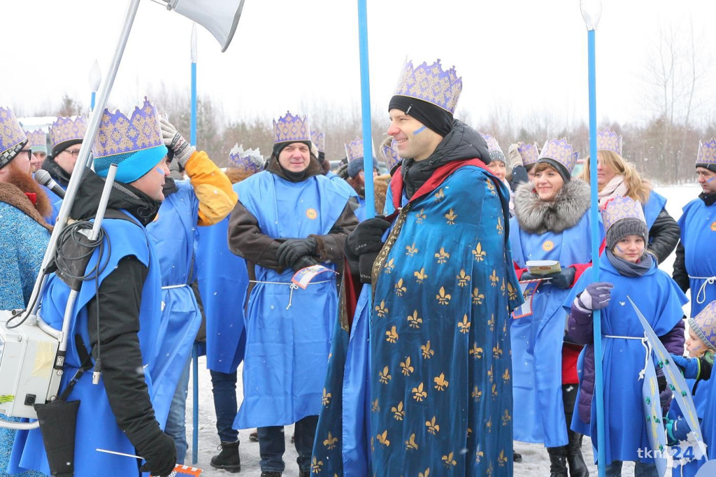 Kolorowy Orszak Trzech Króli przeszedł ulicami Końskich [zdjęcia]