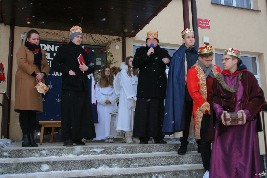 Mieszkańcy Miedzierzy maszerowali w Orszaku [zdjęcia]