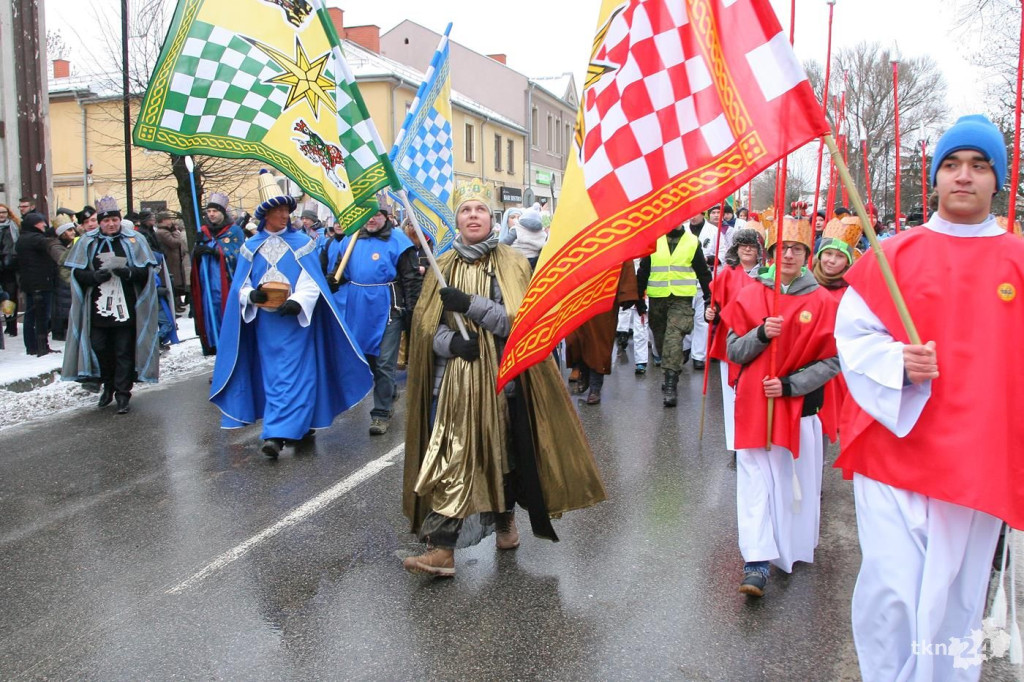 Kolorowy Orszak Trzech Króli przeszedł ulicami Końskich [zdjęcia]