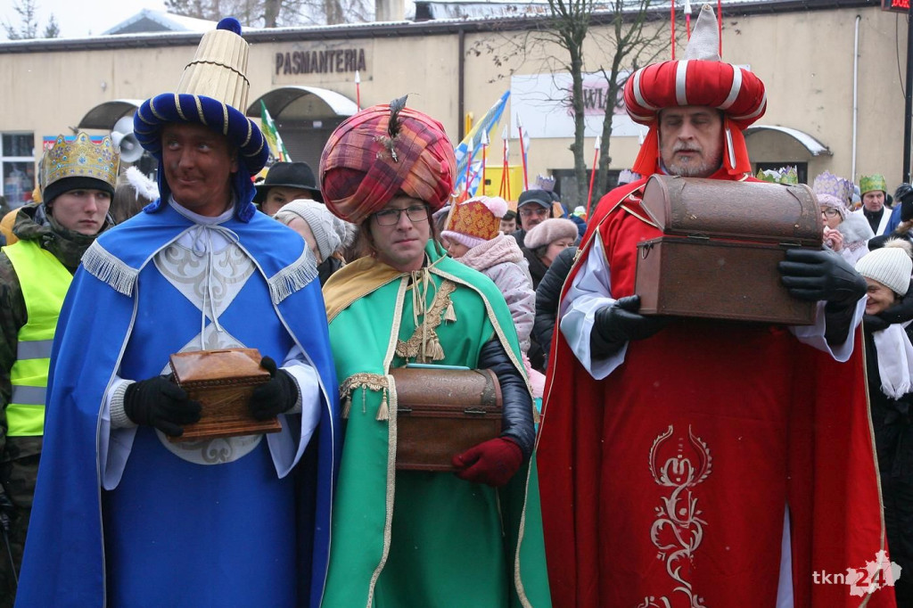 Kolorowy Orszak Trzech Króli przeszedł ulicami Końskich [zdjęcia]