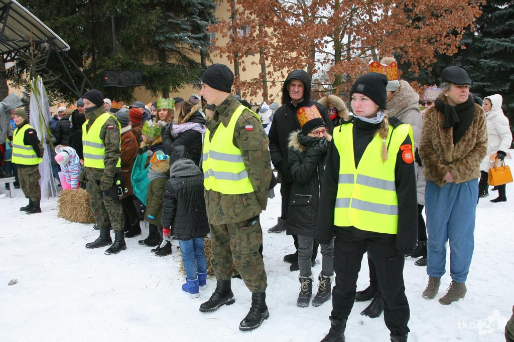 Kolorowy Orszak Trzech Króli przeszedł ulicami Końskich [zdjęcia]