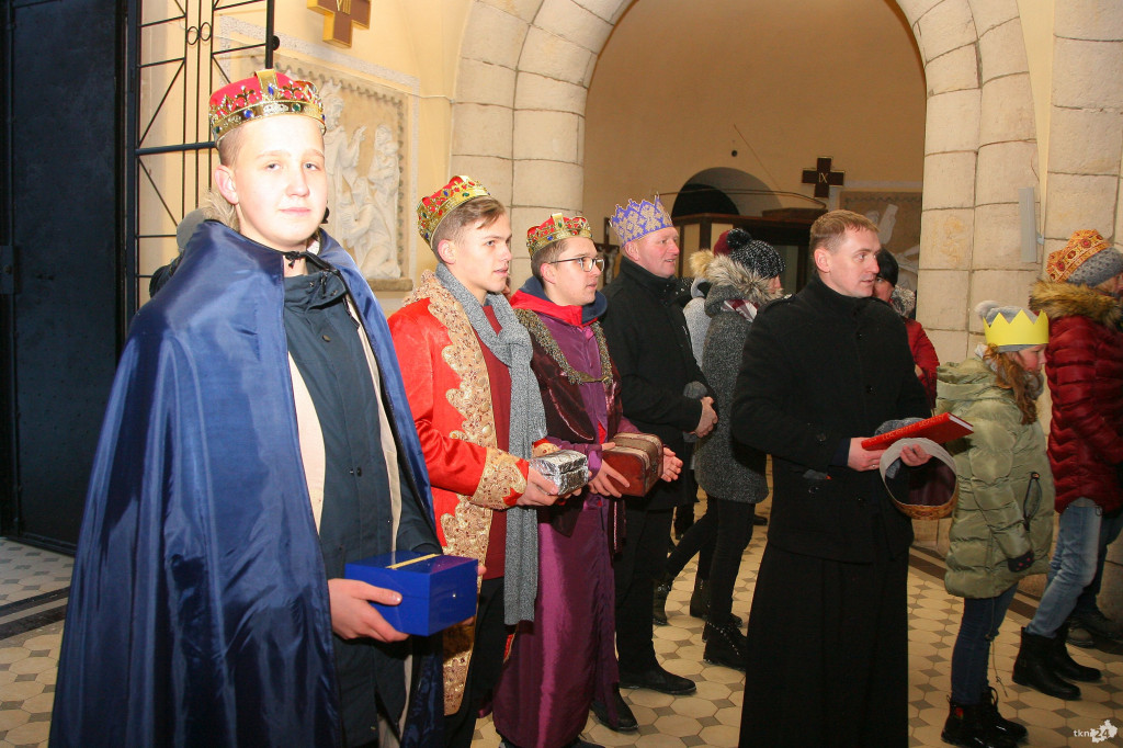 Mieszkańcy Miedzierzy maszerowali w Orszaku [zdjęcia]