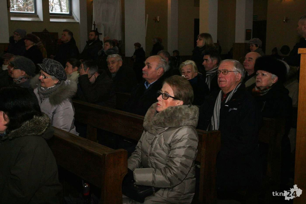 Stąporkowianie uczestniczyli w barwnym Orszaku Trzech Króli [zdjęcia]
