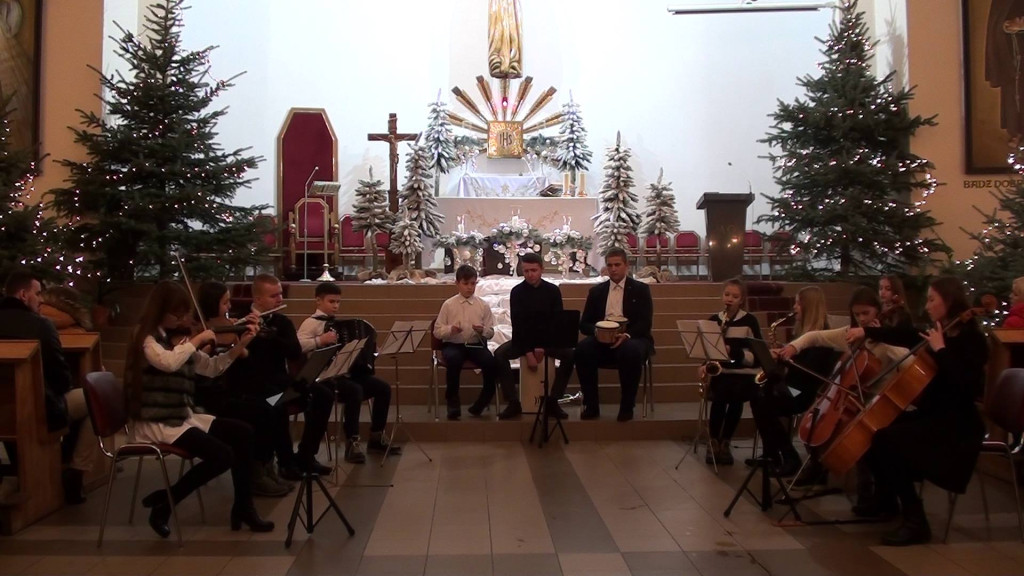 Piękny koncert kolęd i pastorałek w kościele pw. Chrystusa Odkupiciela [wideo, zdjęcia]
