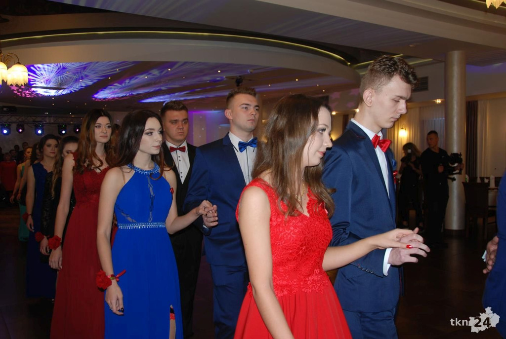 Wideo: Studniówka ZSP Stąporków z gwiazdą disco-polo!