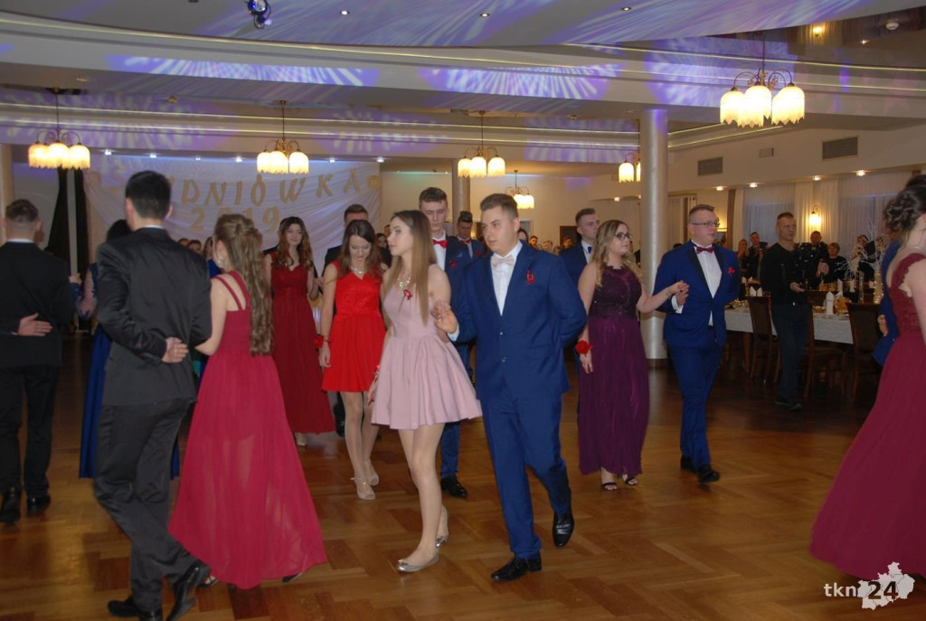Wideo: Studniówka ZSP Stąporków z gwiazdą disco-polo!