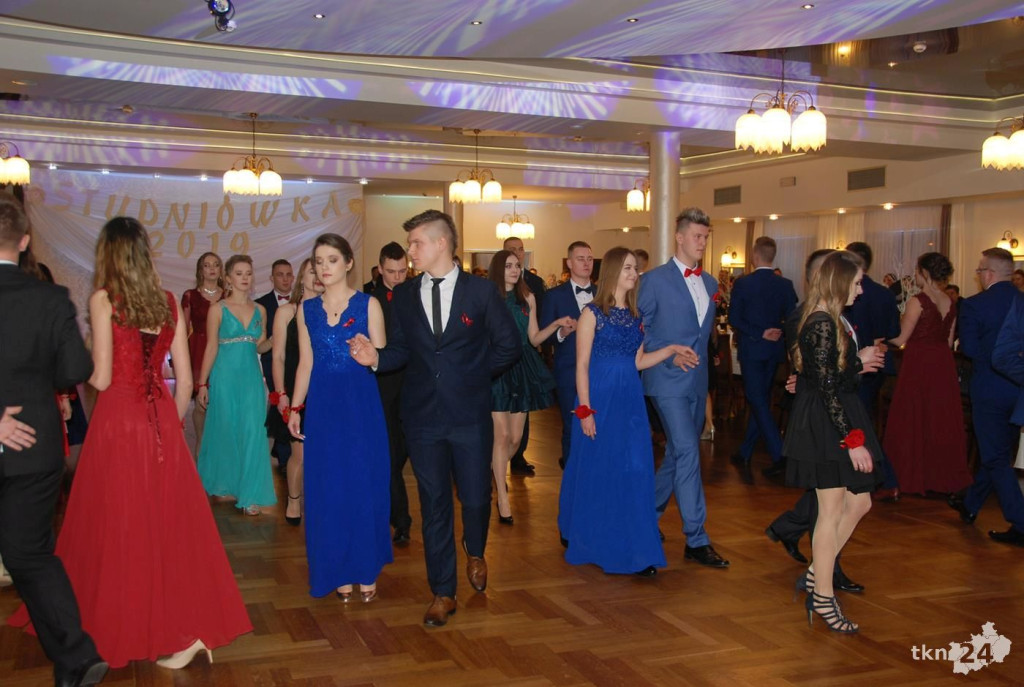 Wideo: Studniówka ZSP Stąporków z gwiazdą disco-polo!