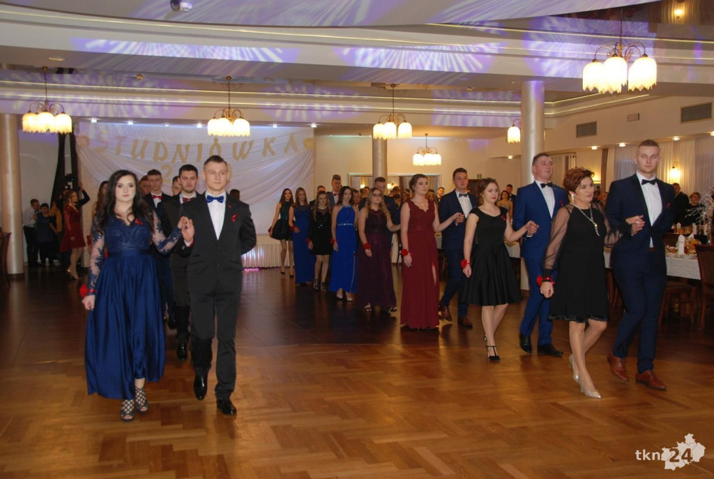 Wideo: Studniówka ZSP Stąporków z gwiazdą disco-polo!