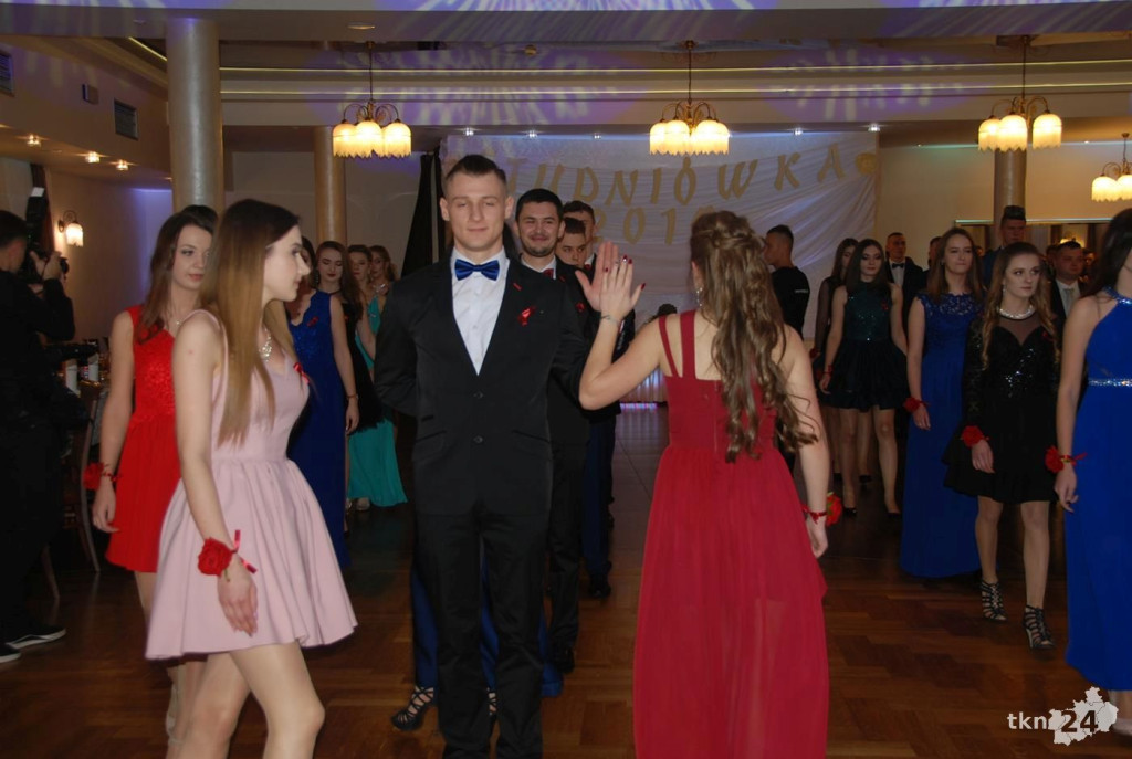 Wideo: Studniówka ZSP Stąporków z gwiazdą disco-polo!
