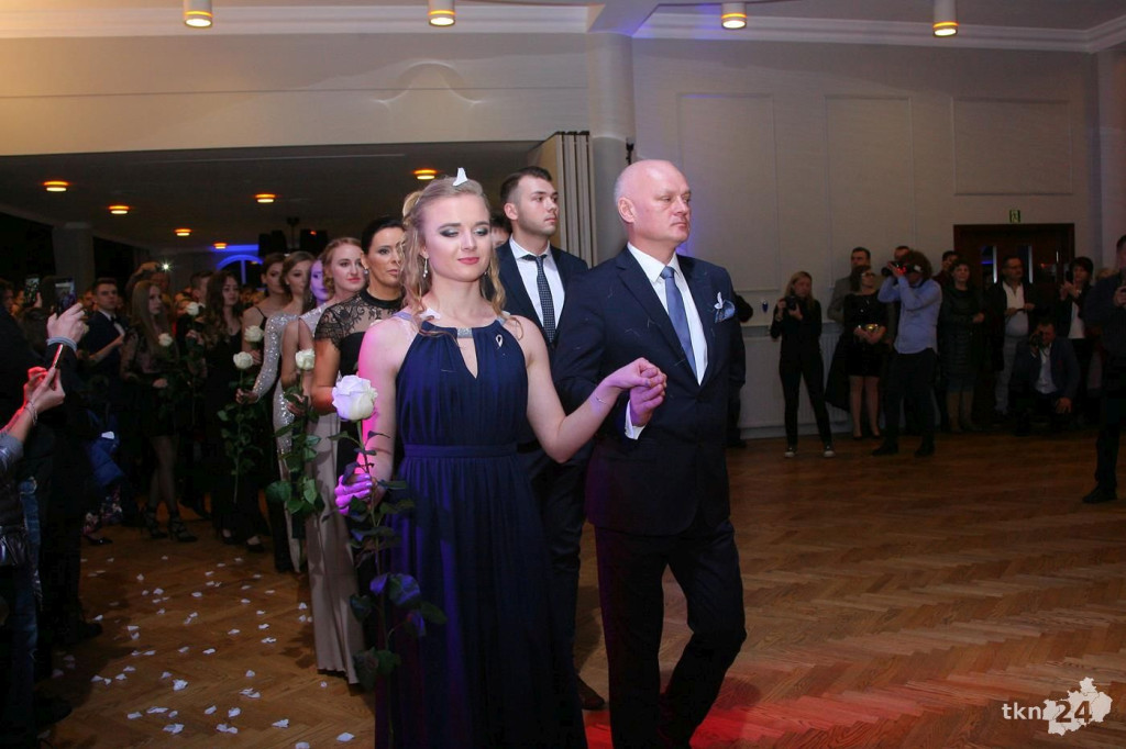 Relacja wideo: Studniówka I LO w Końskich 2019