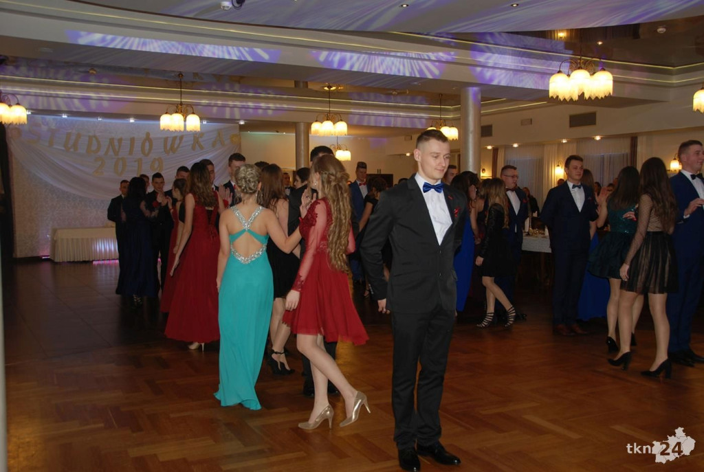 Wideo: Studniówka ZSP Stąporków z gwiazdą disco-polo!