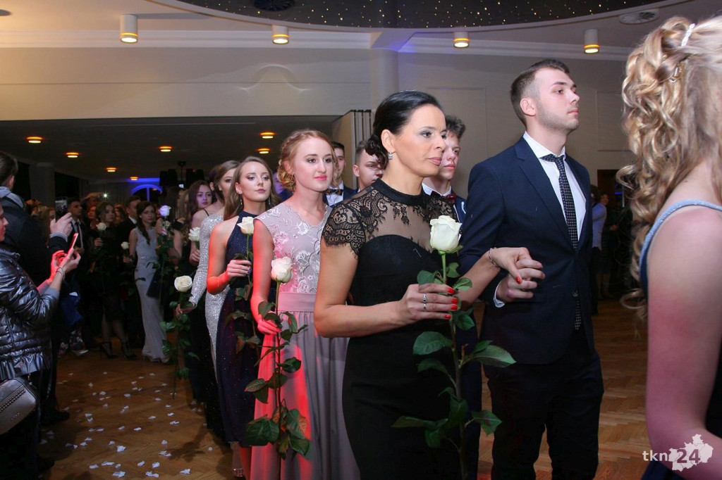 Relacja wideo: Studniówka I LO w Końskich 2019