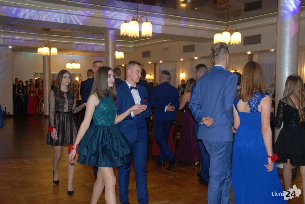 Wideo: Studniówka ZSP Stąporków z gwiazdą disco-polo!