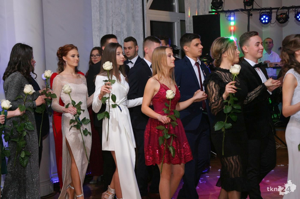 Relacja wideo: Studniówka I LO w Końskich 2019