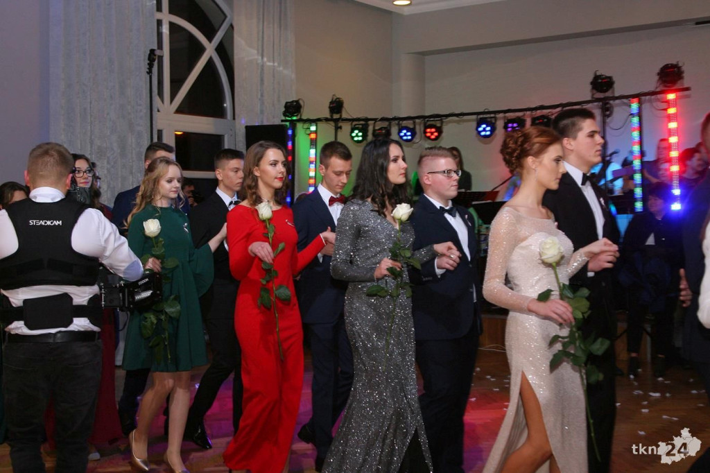 Relacja wideo: Studniówka I LO w Końskich 2019