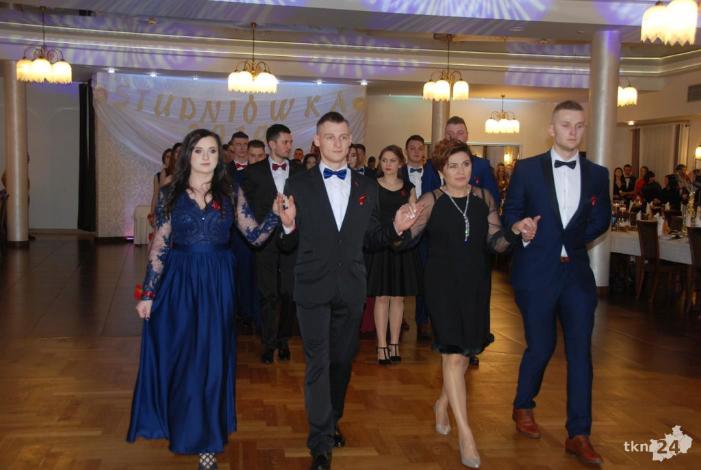 Wideo: Studniówka ZSP Stąporków z gwiazdą disco-polo!