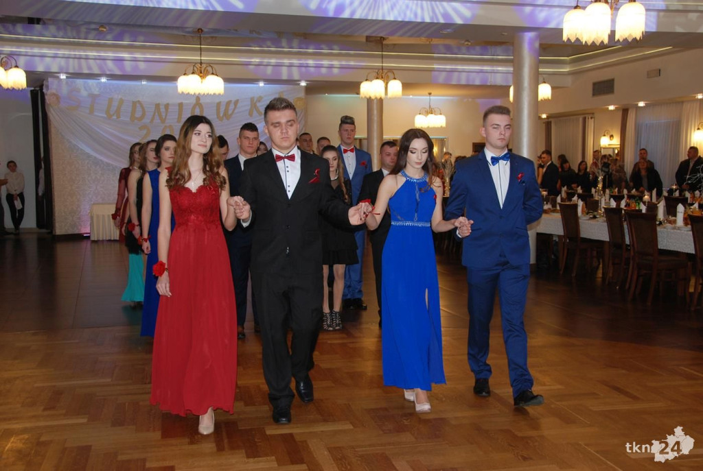 Wideo: Studniówka ZSP Stąporków z gwiazdą disco-polo!