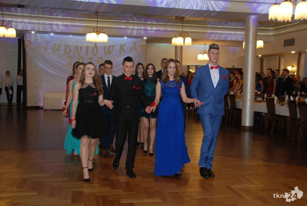 Wideo: Studniówka ZSP Stąporków z gwiazdą disco-polo!
