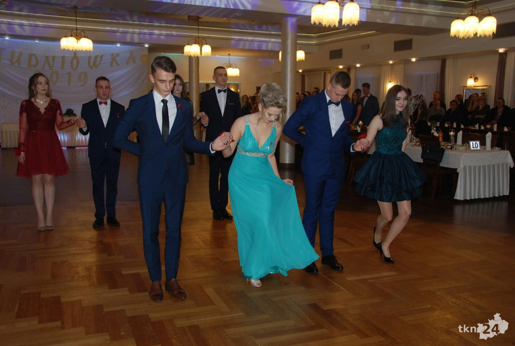 Wideo: Studniówka ZSP Stąporków z gwiazdą disco-polo!