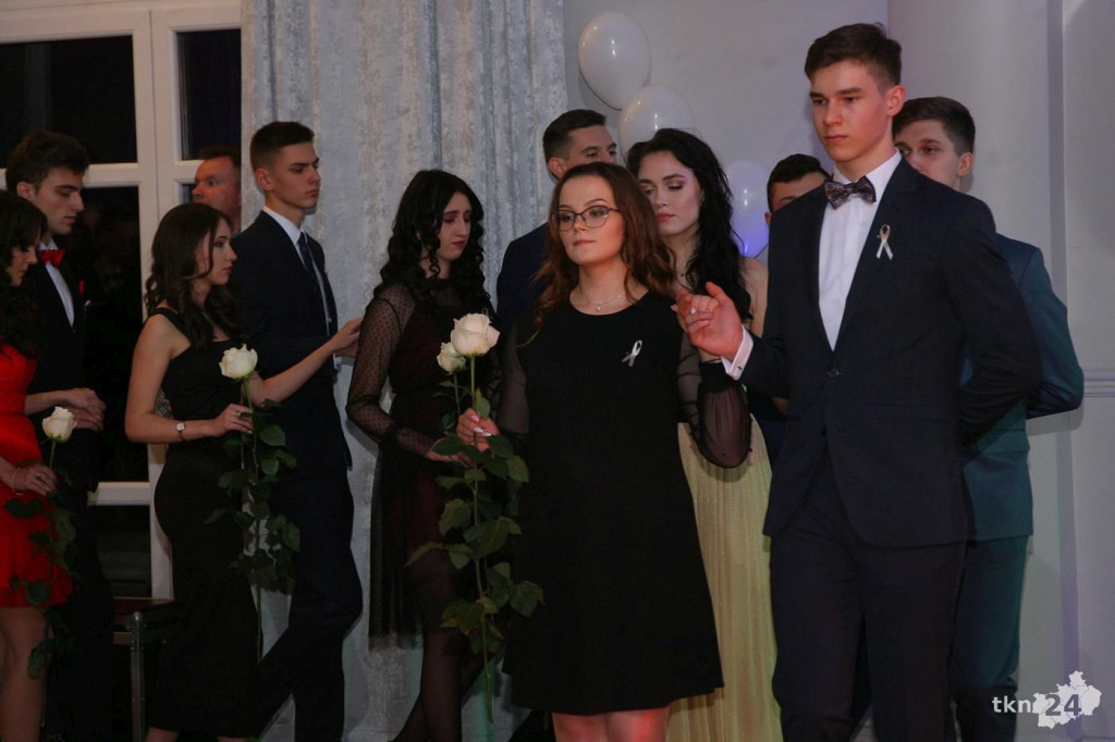 Relacja wideo: Studniówka I LO w Końskich 2019