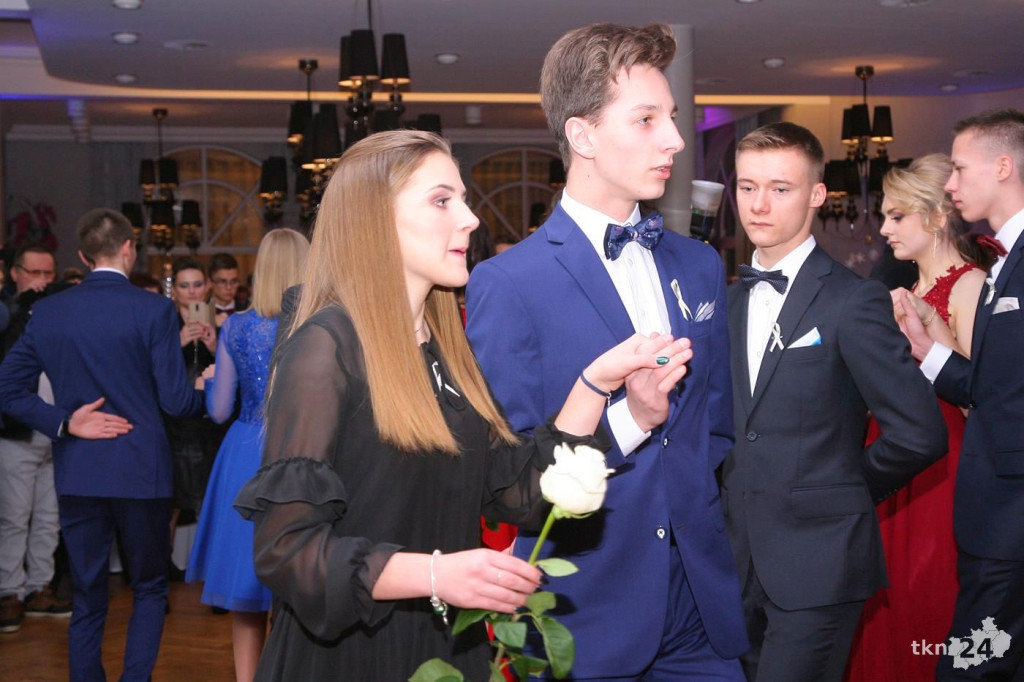 Relacja wideo: Studniówka I LO w Końskich 2019