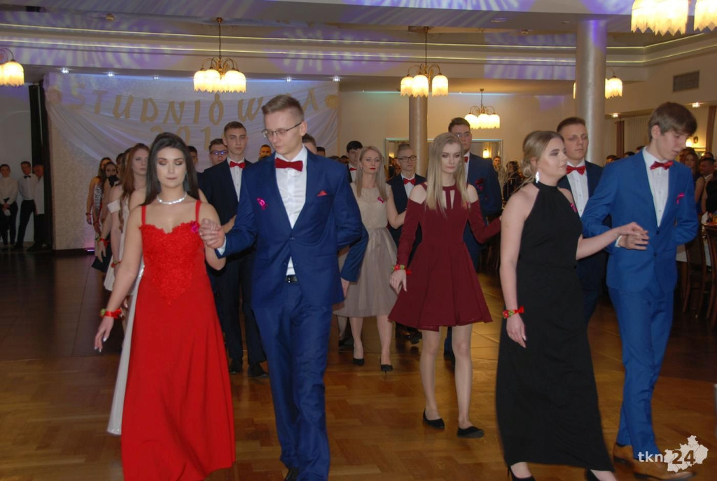 Wideo: Studniówka ZSP Stąporków z gwiazdą disco-polo!