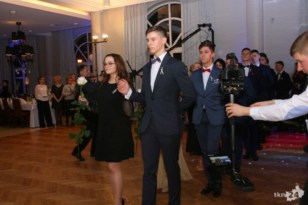Relacja wideo: Studniówka I LO w Końskich 2019