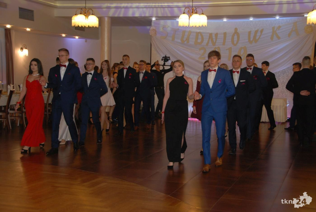 Wideo: Studniówka ZSP Stąporków z gwiazdą disco-polo!