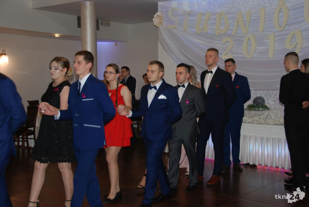 Wideo: Studniówka ZSP Stąporków z gwiazdą disco-polo!