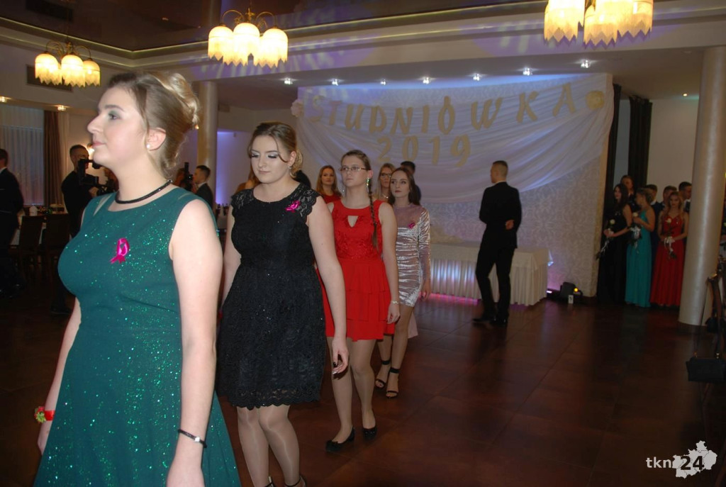 Wideo: Studniówka ZSP Stąporków z gwiazdą disco-polo!