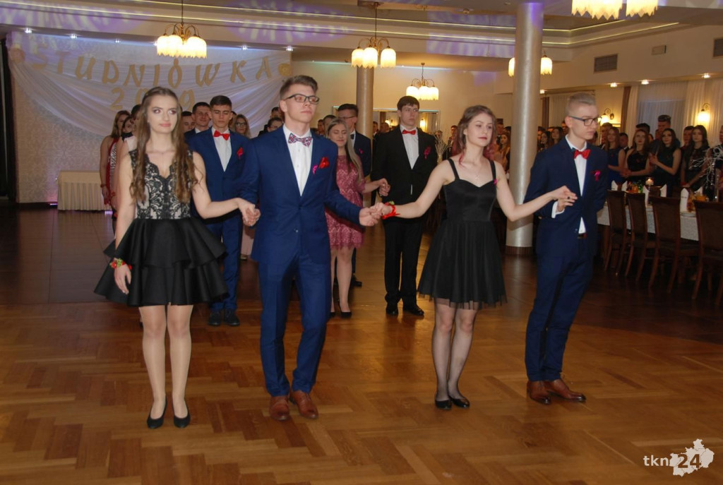 Wideo: Studniówka ZSP Stąporków z gwiazdą disco-polo!