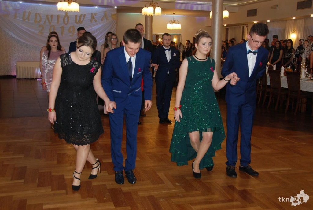 Wideo: Studniówka ZSP Stąporków z gwiazdą disco-polo!