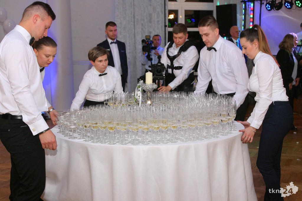 Relacja wideo: Studniówka I LO w Końskich 2019