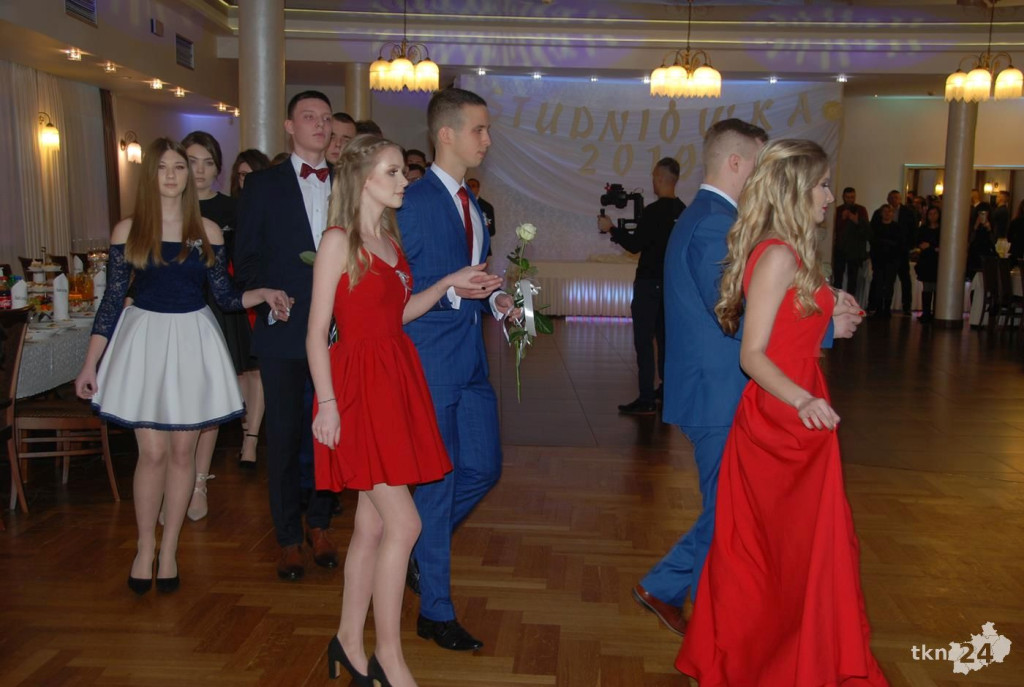 Wideo: Studniówka ZSP Stąporków z gwiazdą disco-polo!