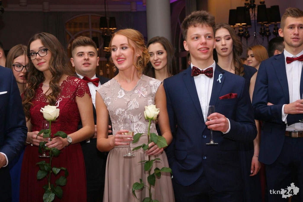 Relacja wideo: Studniówka I LO w Końskich 2019