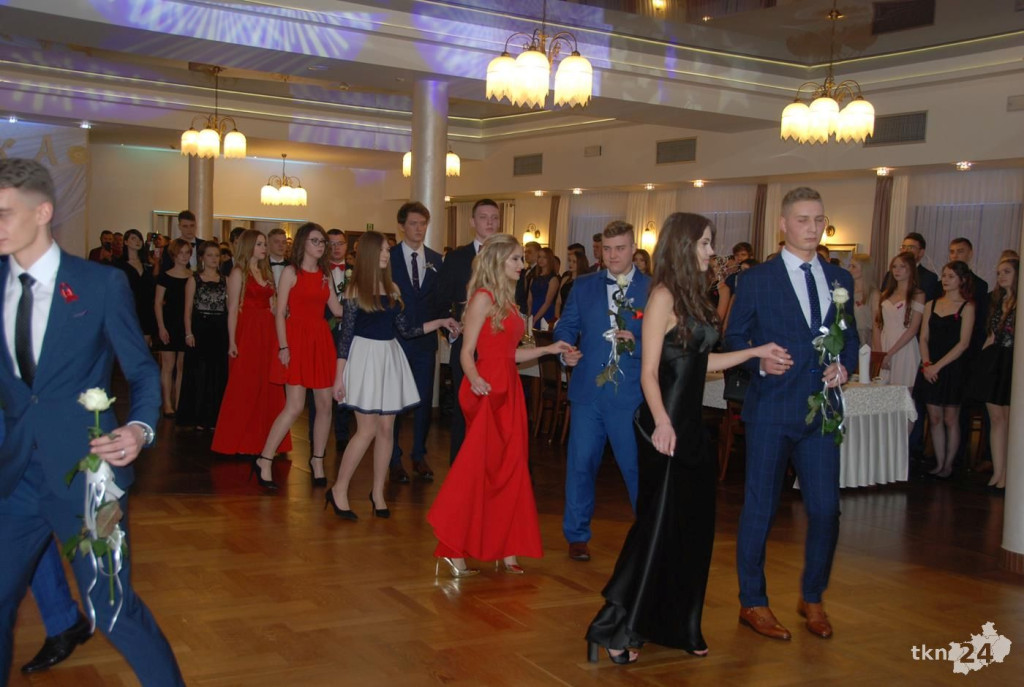 Wideo: Studniówka ZSP Stąporków z gwiazdą disco-polo!