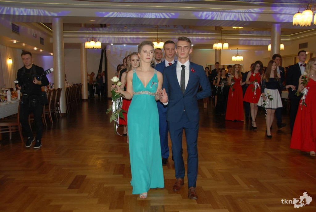 Wideo: Studniówka ZSP Stąporków z gwiazdą disco-polo!